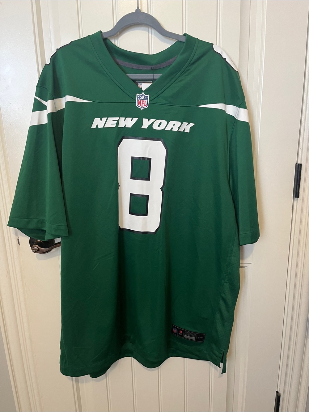 Nike Green New York #8 Men's Football Jersey